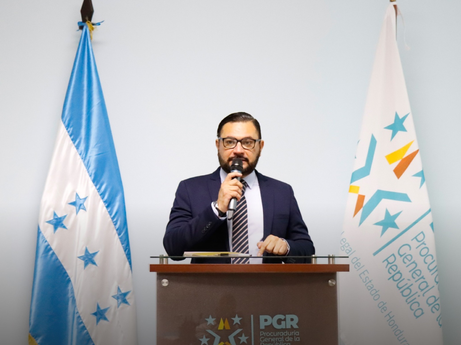 La PGR presenta hábeas corpus a favor de consejeras del CNE por desconocimiento de su paradero